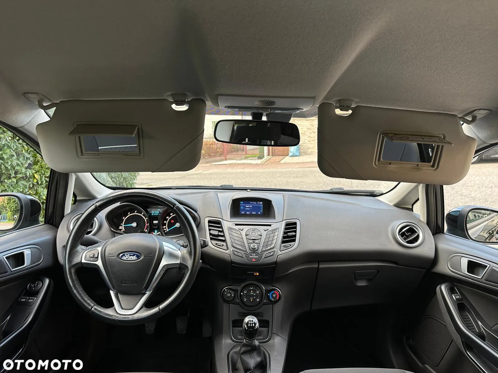 Ford Fiesta - 16