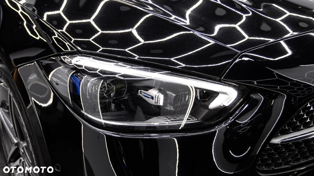 Mercedes-Benz Klasa C 200 mHEV AMG - 11