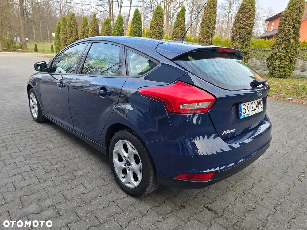 Ford Focus 1.6 Trend Sport - 13