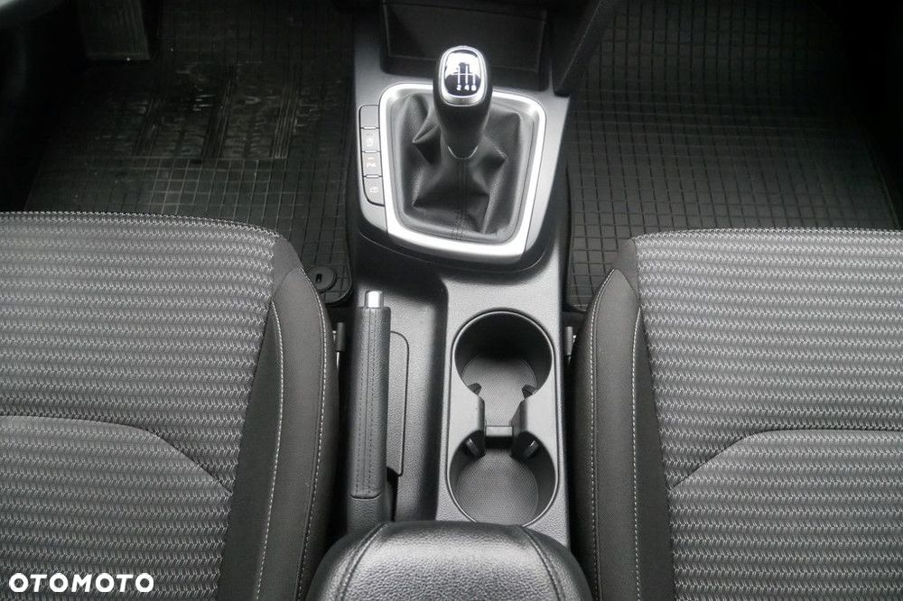 Kia Ceed 1.5 T-GDI M - 11