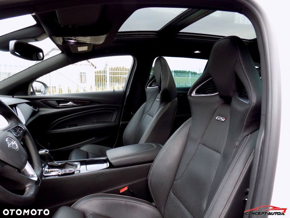 Opel Insignia - 35