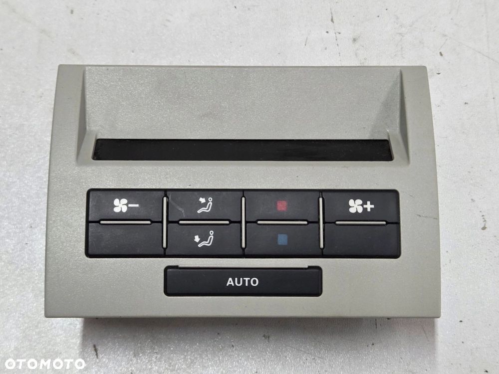 VW T5 LIFT T6 CALIFORNIA panel sterowania podsufitki TYŁ 7E7907049B - 1
