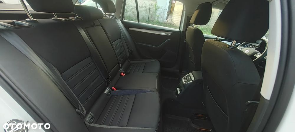 Skoda Octavia 1.5 TSI ACT Ambition DSG - 37