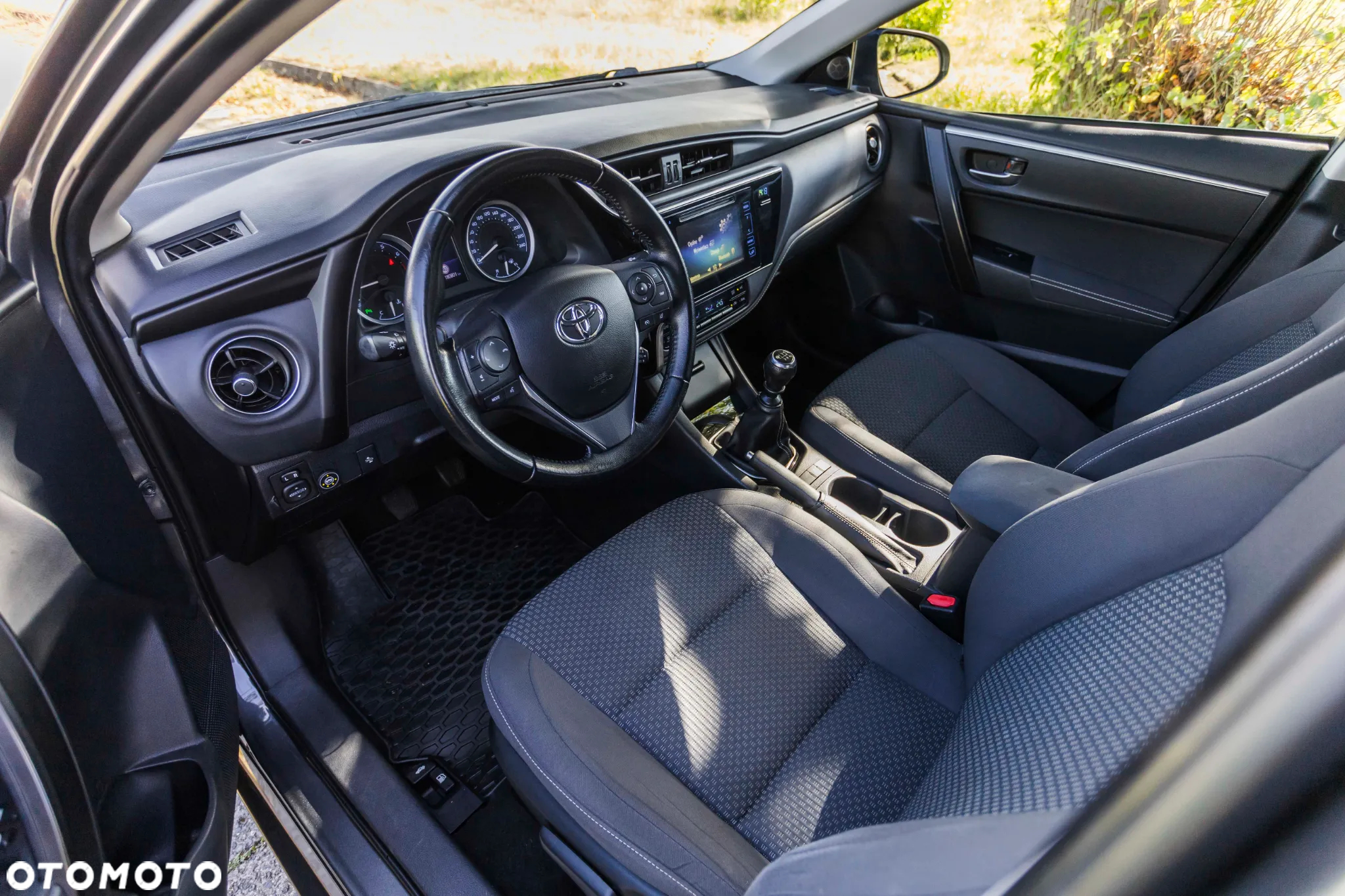 Toyota Corolla 1.6 Prestige - 14