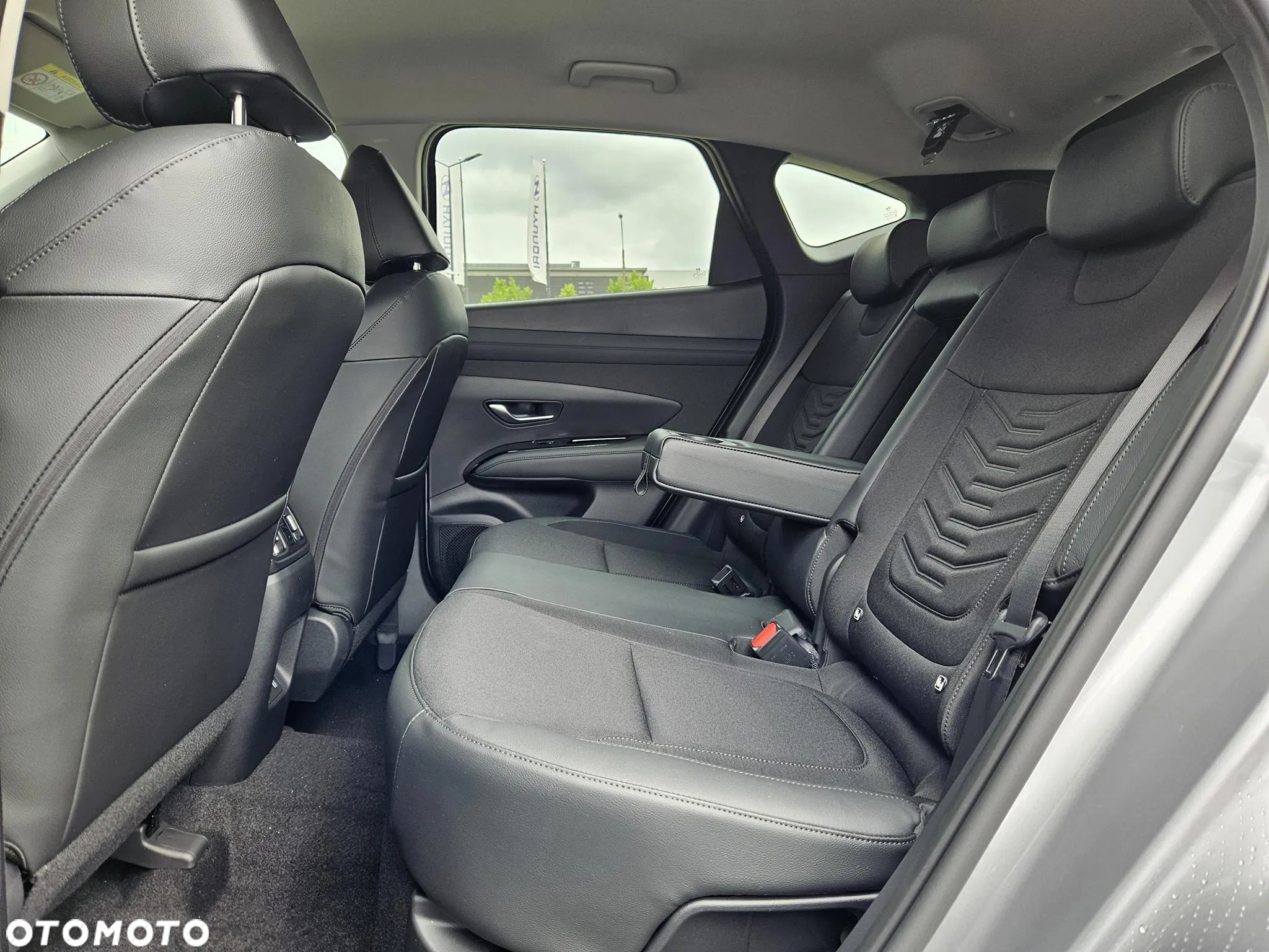 Hyundai Tucson 1.6 T-GDi HEV Executive 2WD - 10