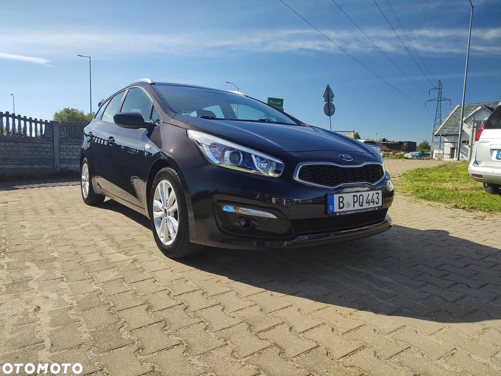 Kia Ceed 1.6 GDI Fifa World Cup Edition - 1