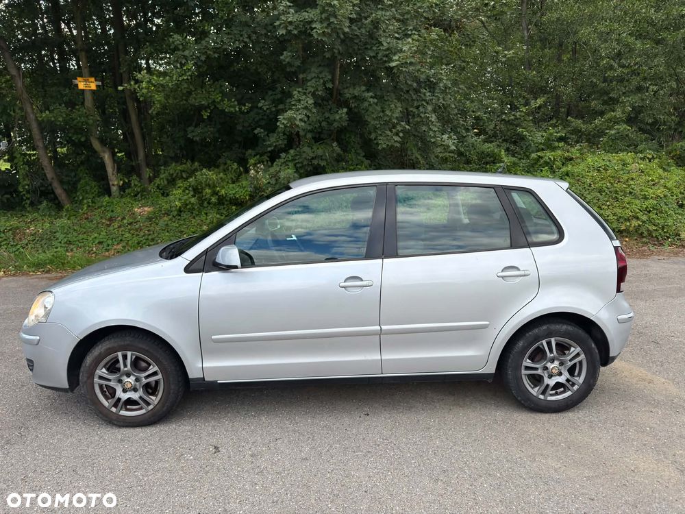 Volkswagen Polo 1.4 Comfortline - 2