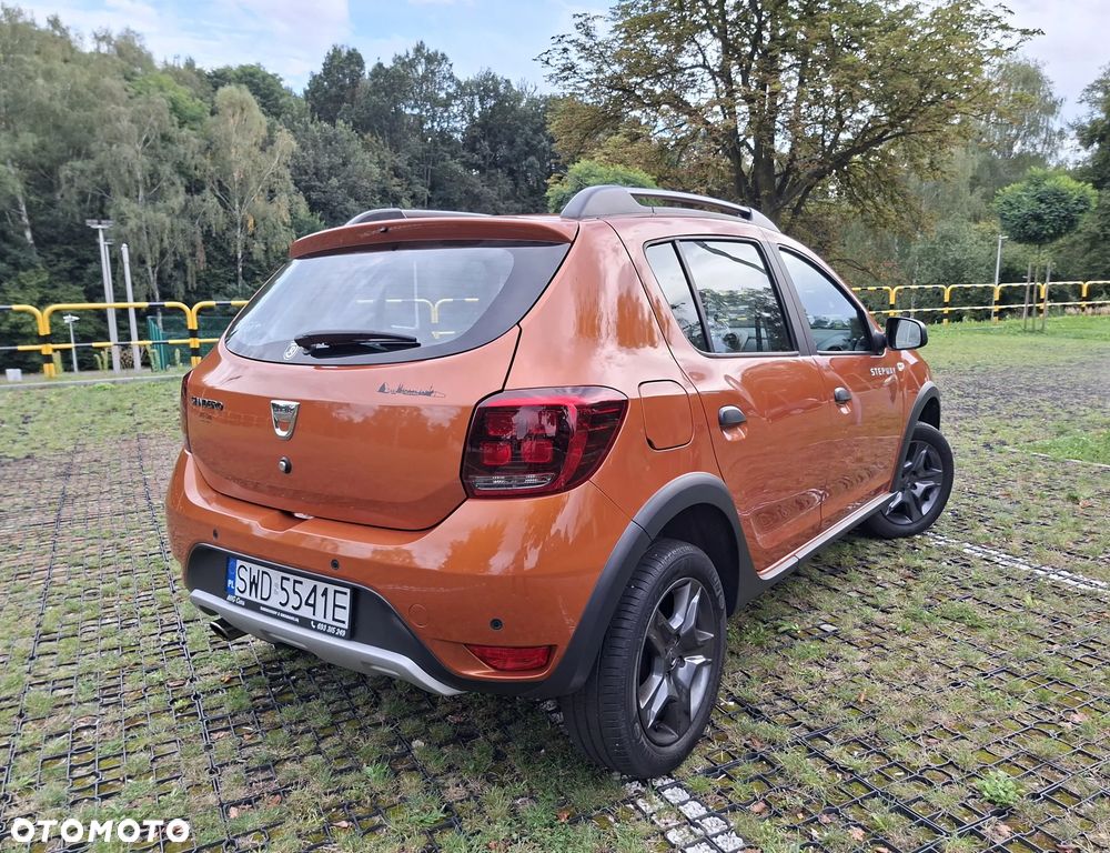 Dacia Sandero Stepway 0.9 TCe Laureate S&S - 6