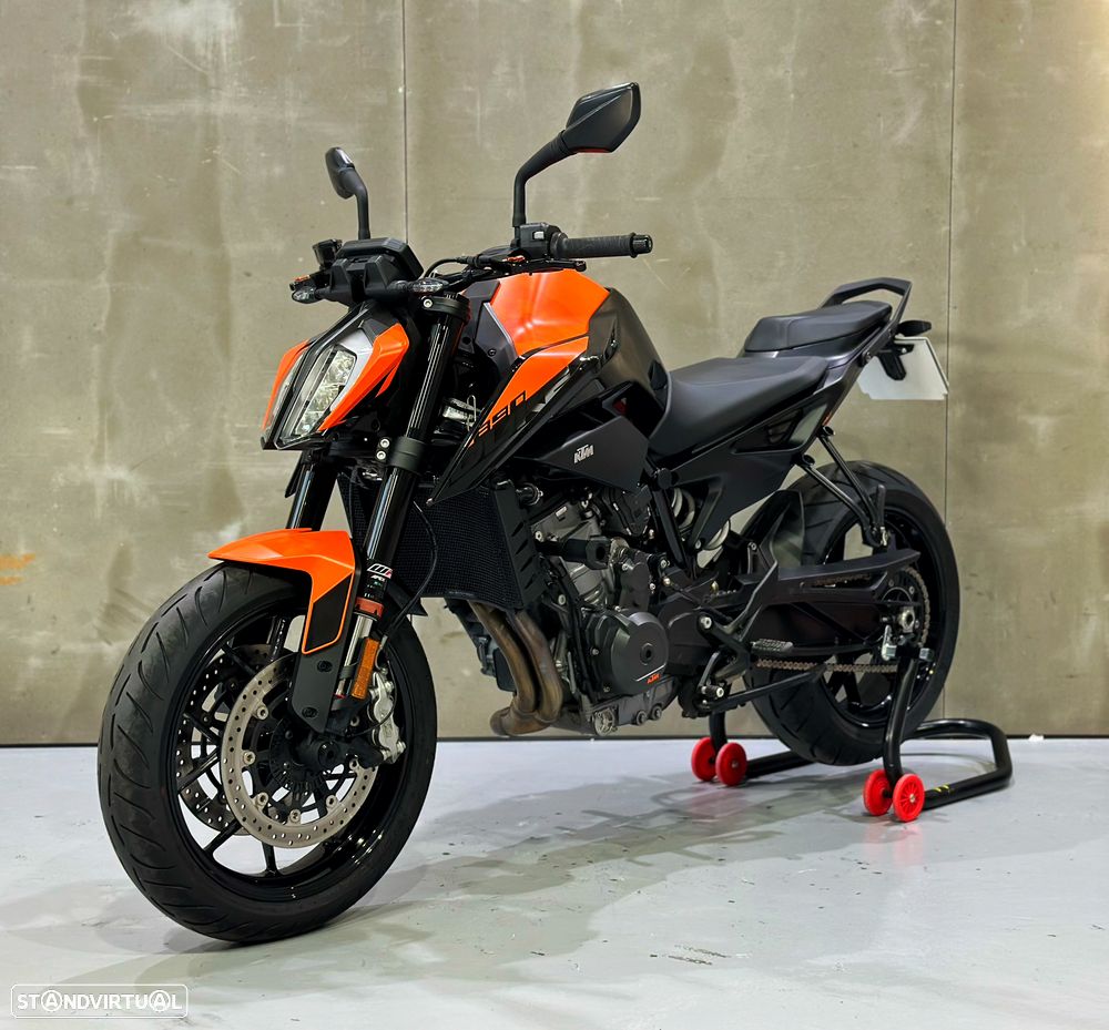 KTM Duke 890 R - 1