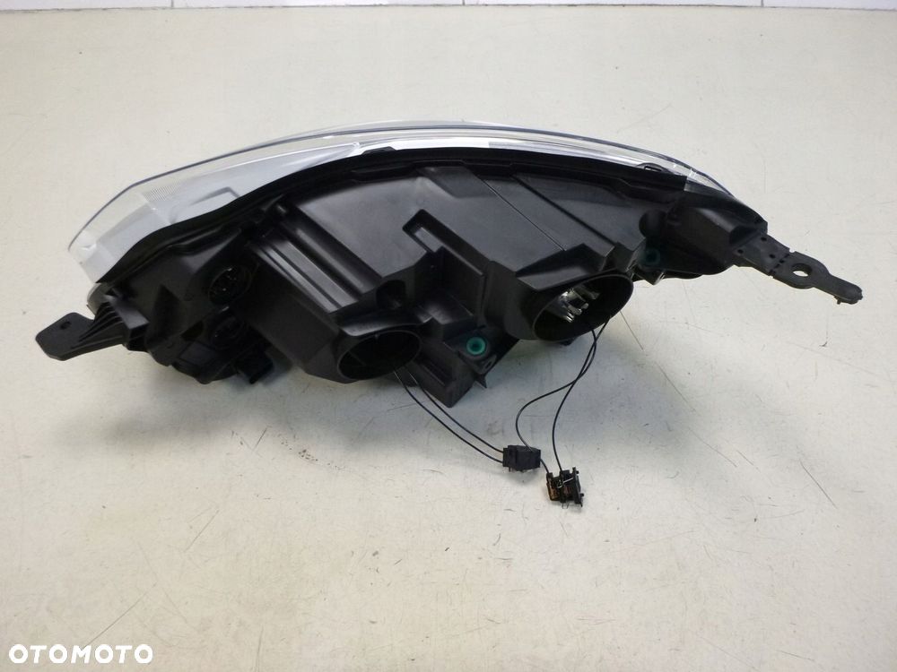 TOYOTA PROACE LAMPA PRZÓD PRAWA HALOGEN 10 PIN UK - 9