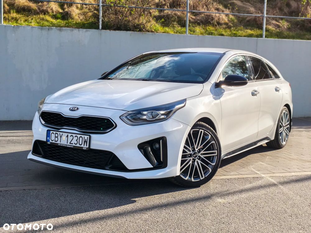 Kia ProCeed - 2
