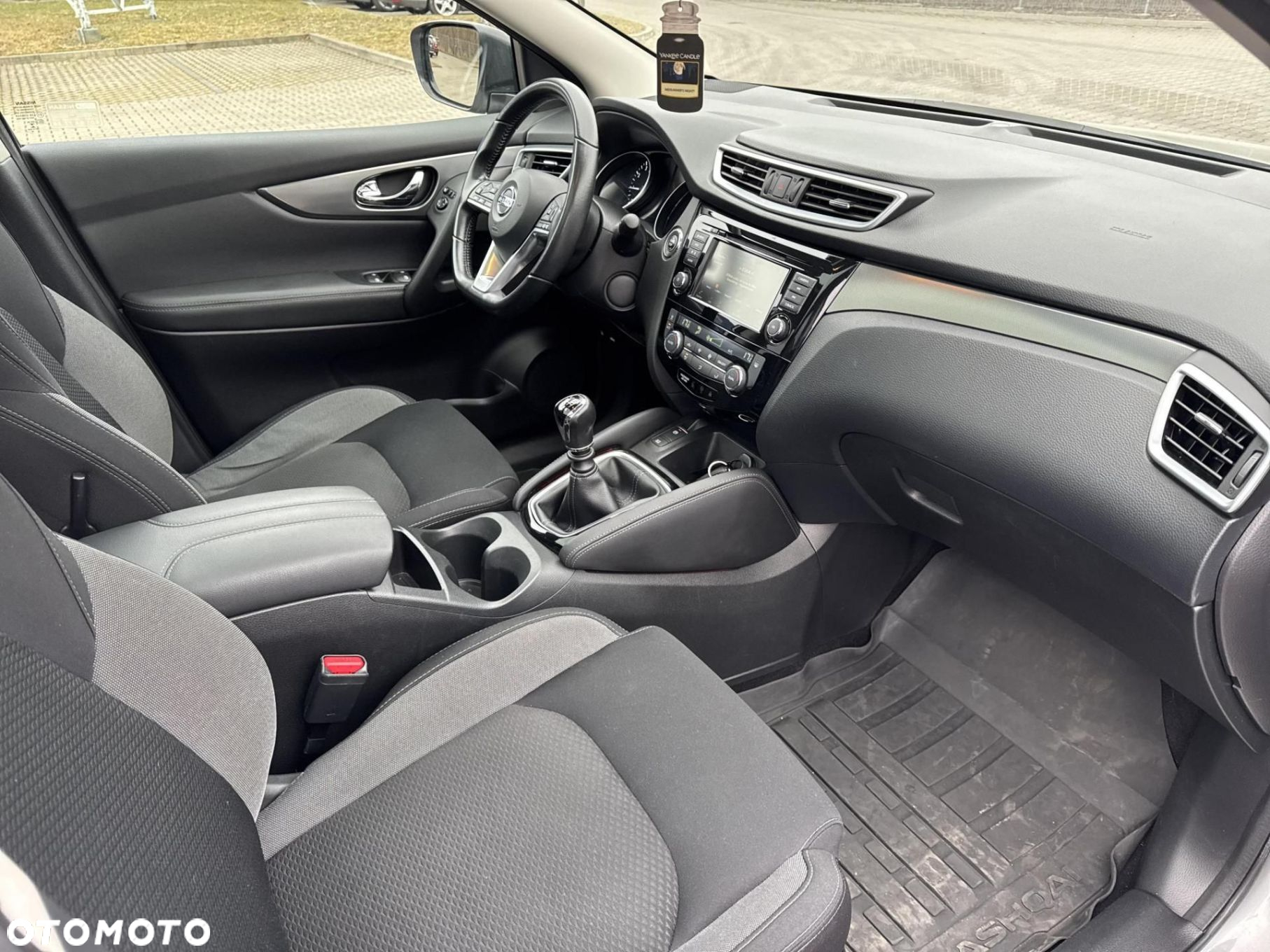Nissan Qashqai 1.3 DIG-T N-Connecta - 12