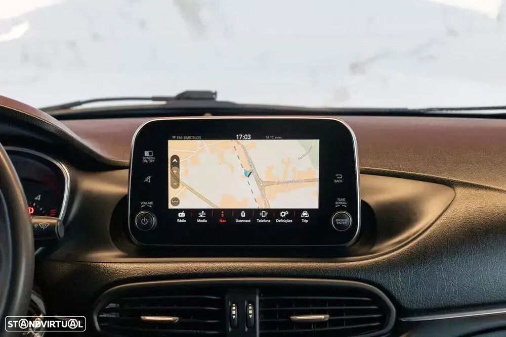 Fiat Tipo Station Wagon 1.3 M-Jet Lounge Tech - 14