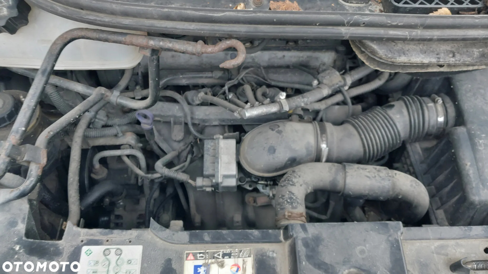 Peugeot 807 Citroen C8 Fiat Ulysse Lancia Phedra silnik 2.0 16v RFN skrzynia biegów przepustnica fotel fotele schowek deska rozdzielcza dach panorama drzwi klapa maska zderzak felgi NA CZĘŚCI - 17