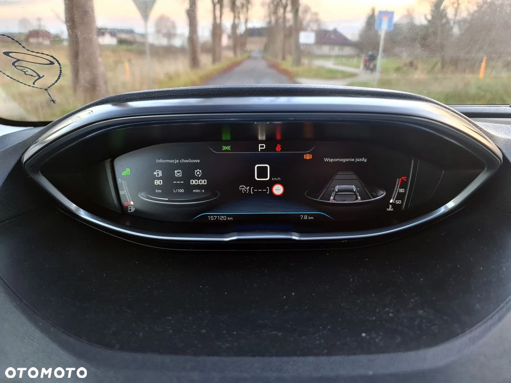 Peugeot 5008 BlueHDi 130 EAT8 Allure - 13