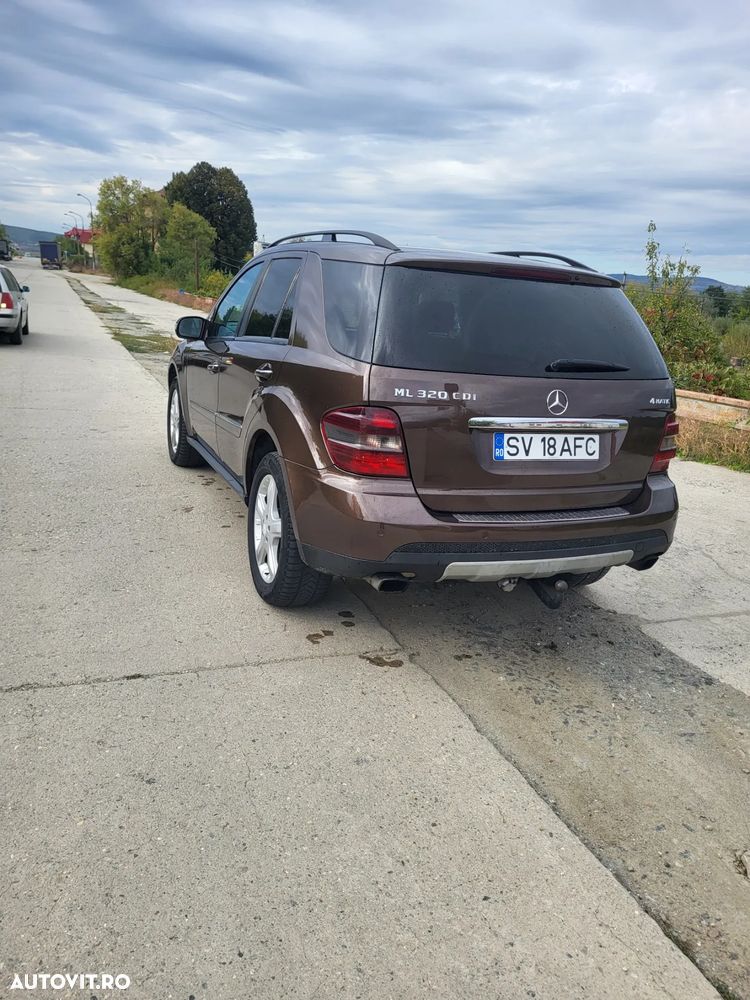 Mercedes-Benz ML 320 CDI 4Matic 7G-TRONIC - 10