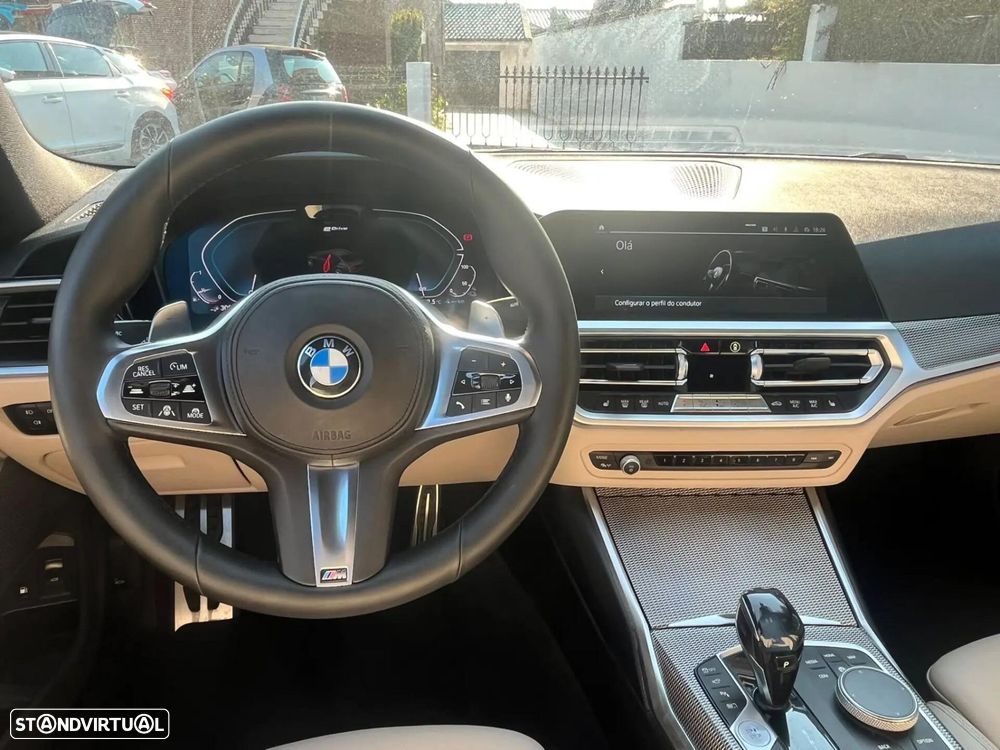 BMW 330 e Pack Desportivo M Auto - 14