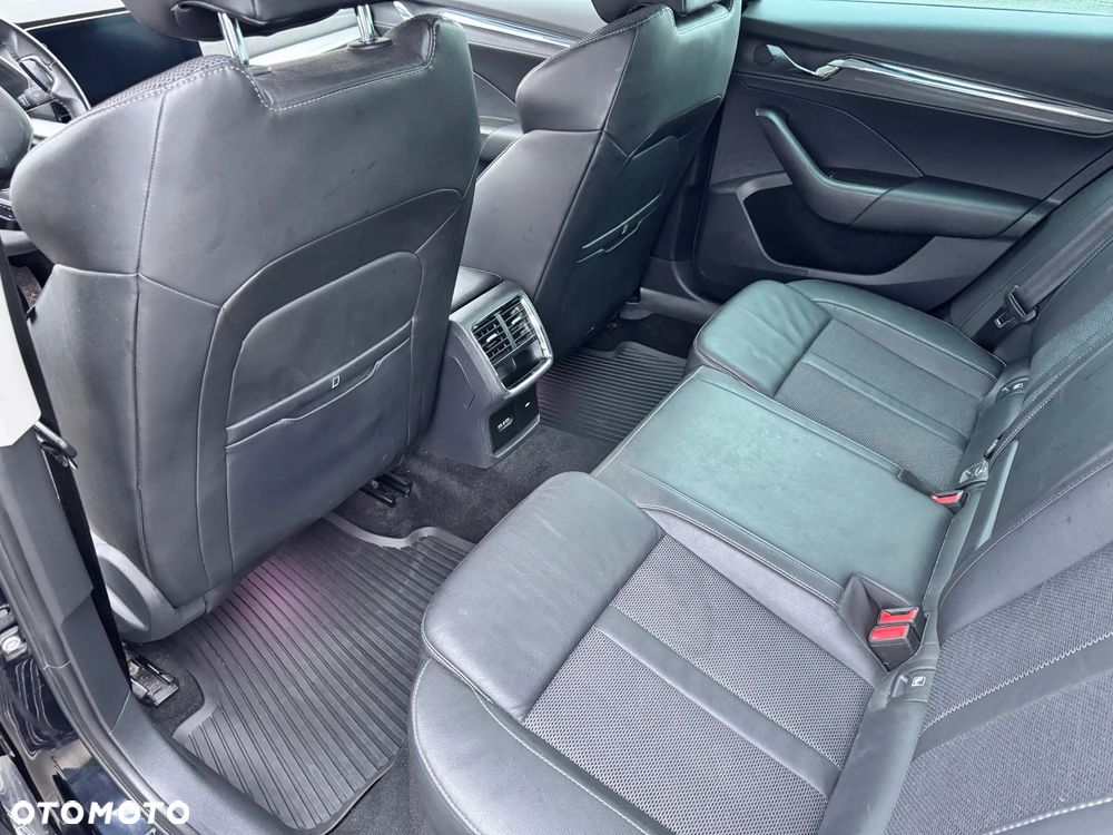 Skoda Octavia 2.0 TDI Style DSG - 9