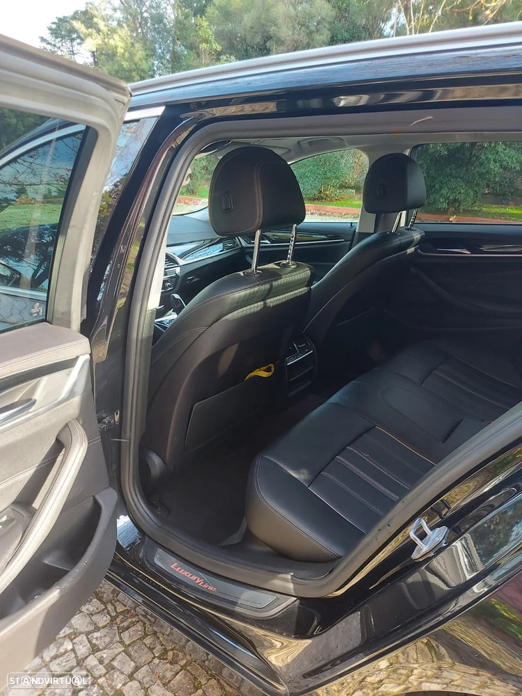 BMW 520 d xDrive Line Luxury Auto - 9