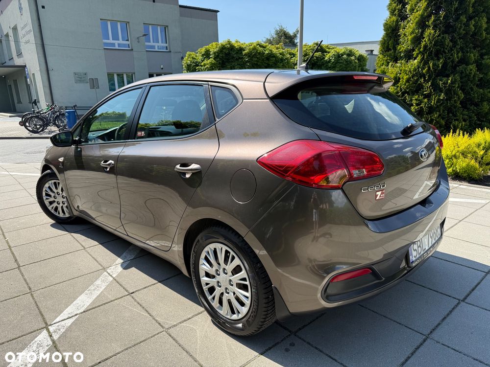 Kia Ceed 1.6 GDI Edition 7 - 16