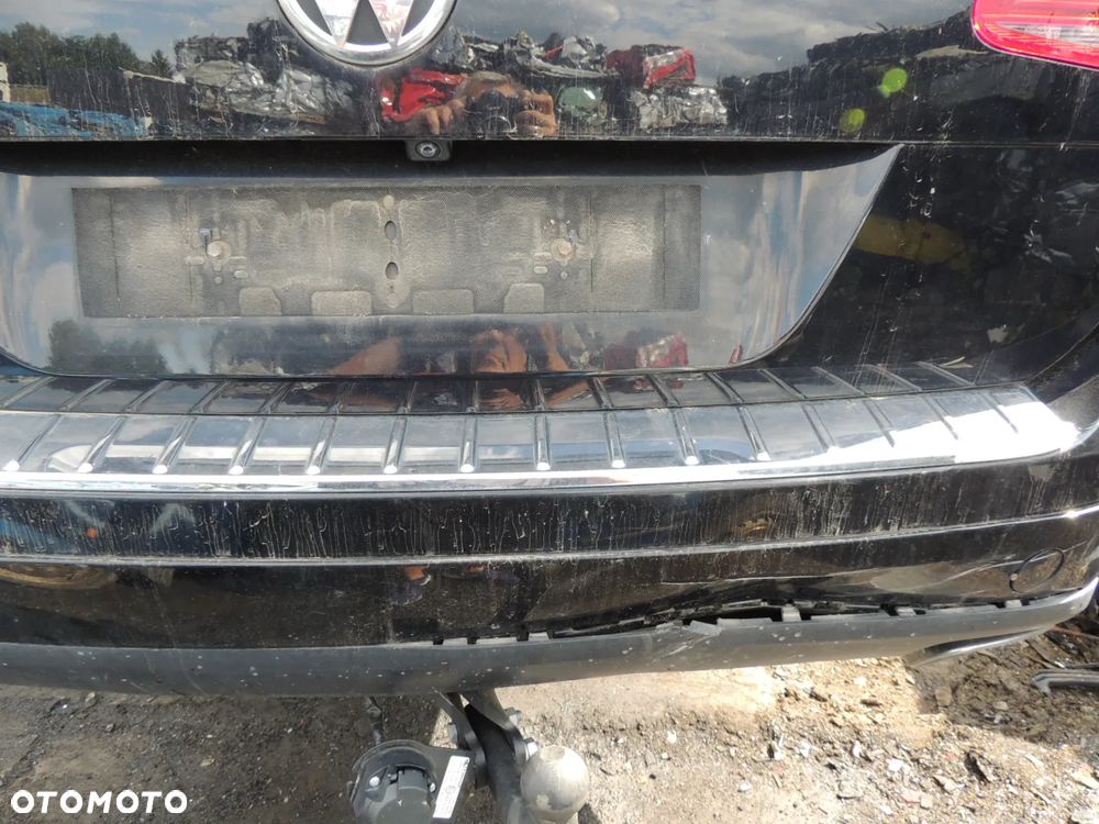 Zderzak tył Volkswagen Touareg II 7P '11 4,2 TDI - 4