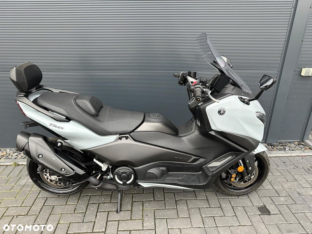 Yamaha Tmax - 5