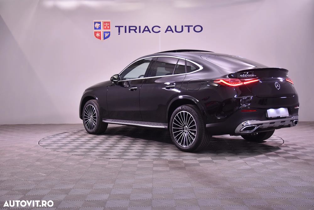Mercedes-Benz GLC 300 e 4MATIC - 3