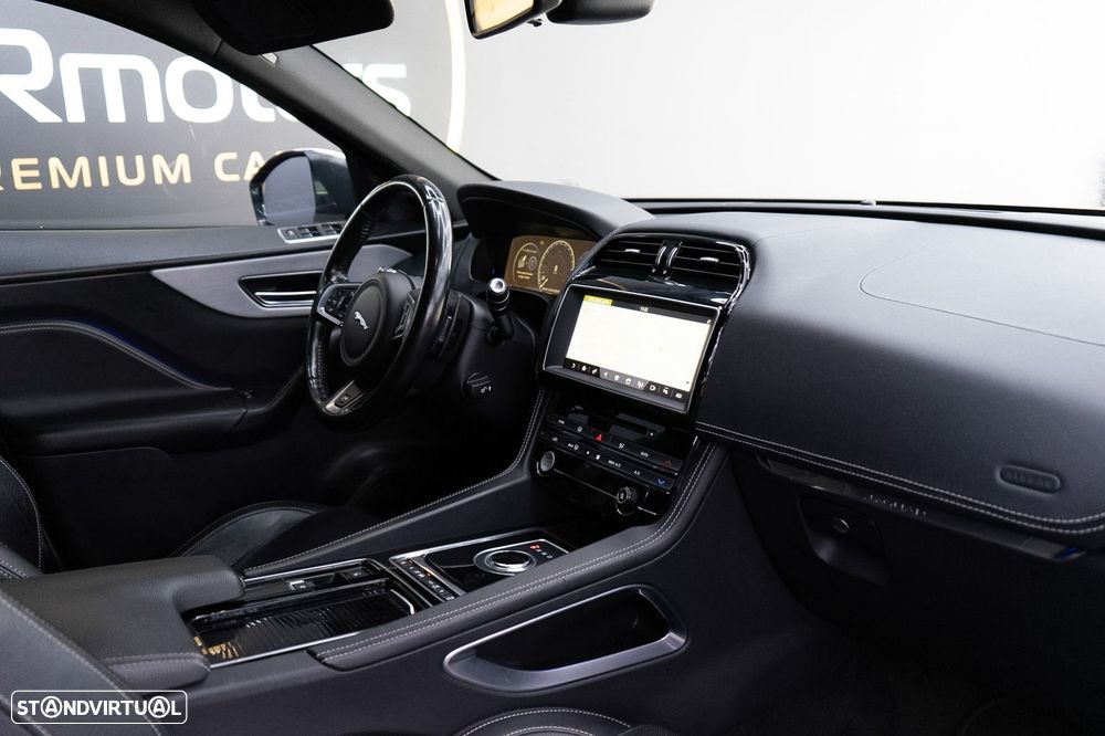 Jaguar F-Pace 20d Aut. R-Sport - 6