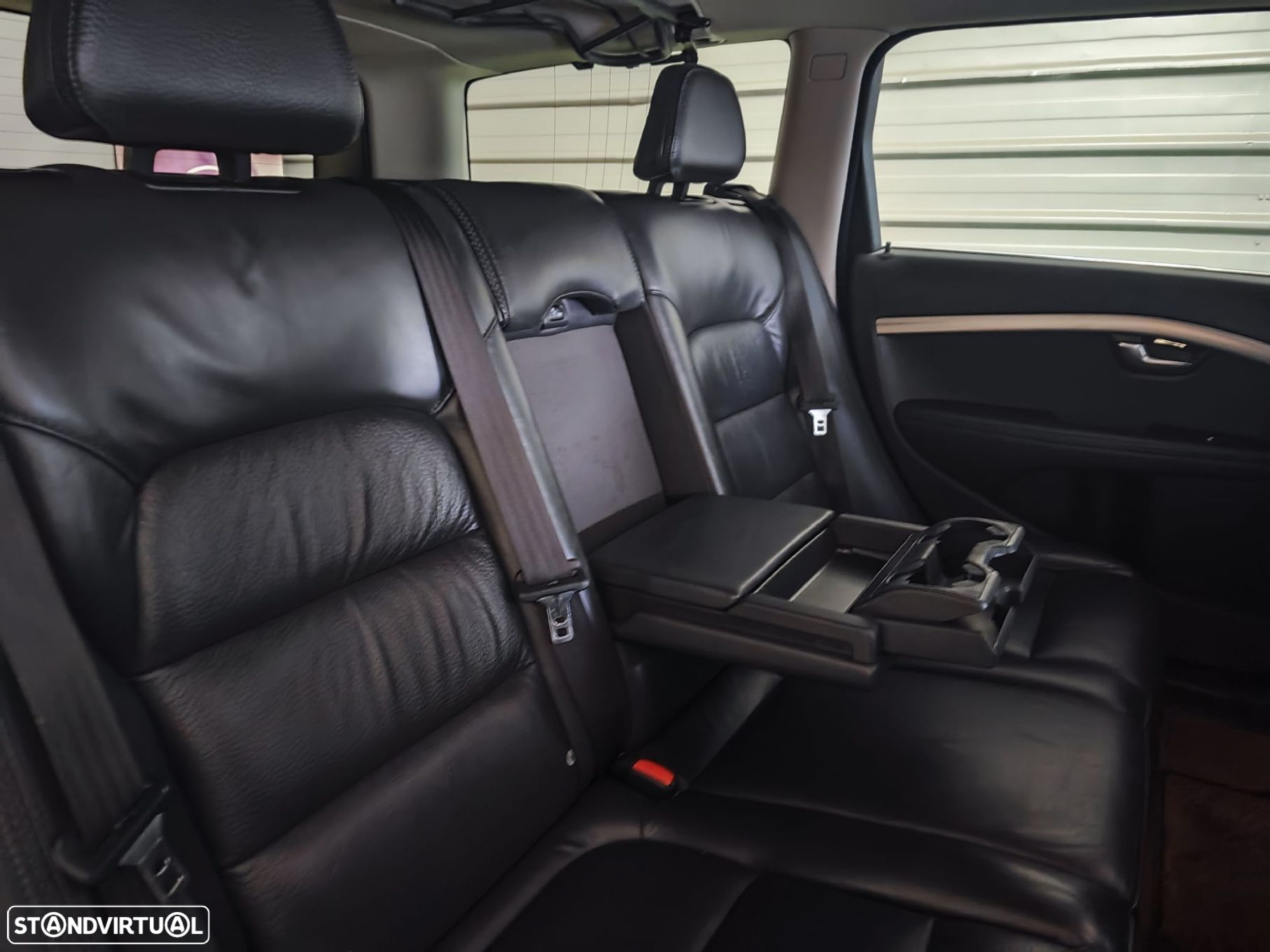 Volvo XC 70 2.0 D4 Summum - 29