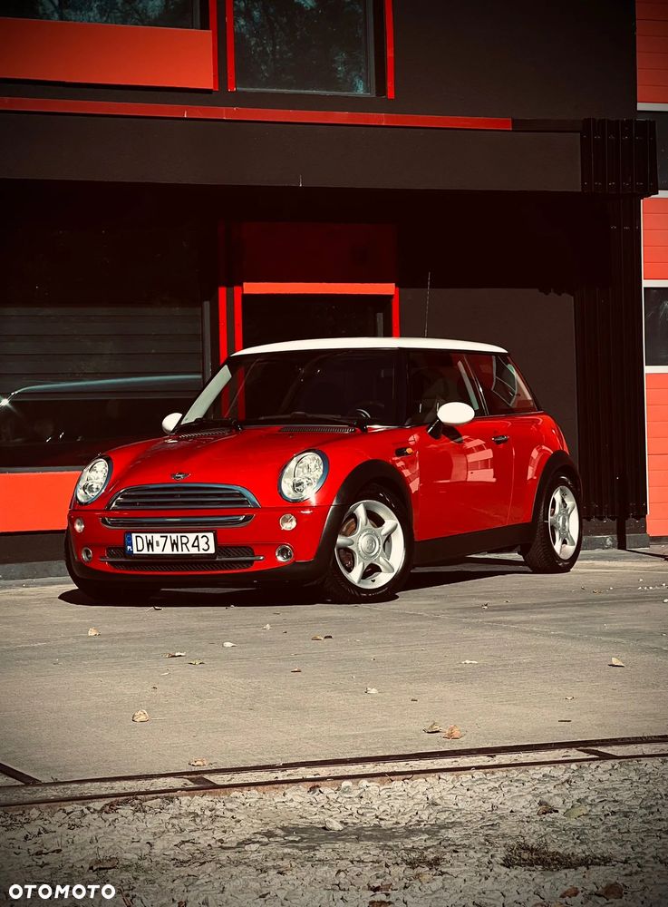 MINI Cooper Standard - 1