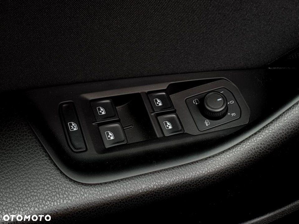 Volkswagen Passat - 17