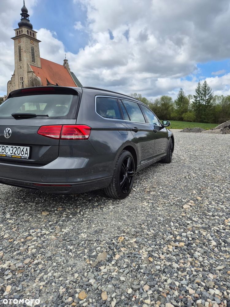 Volkswagen Passat 2.0 TDI (BlueMotion Technology) Comfortline - 6