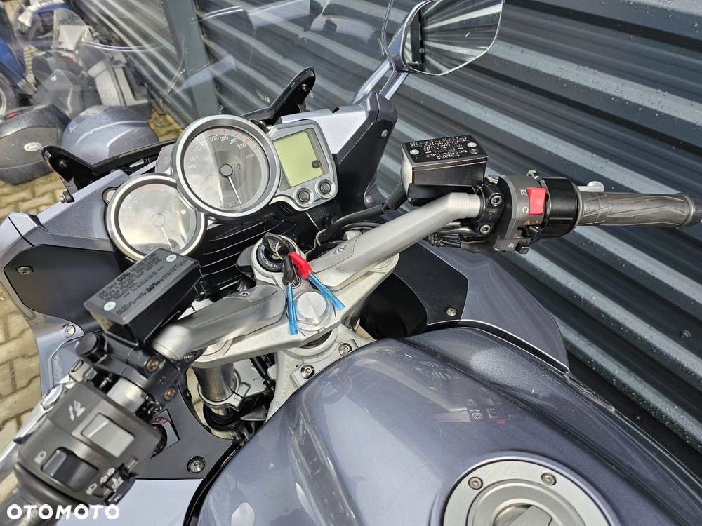 Yamaha FJR - 23