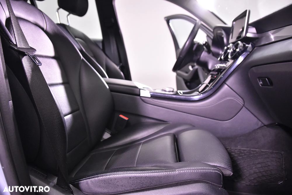 Mercedes-Benz GLC - 11