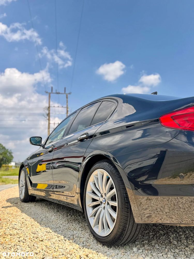 BMW Seria 5 530d xDrive Luxury Line - 6