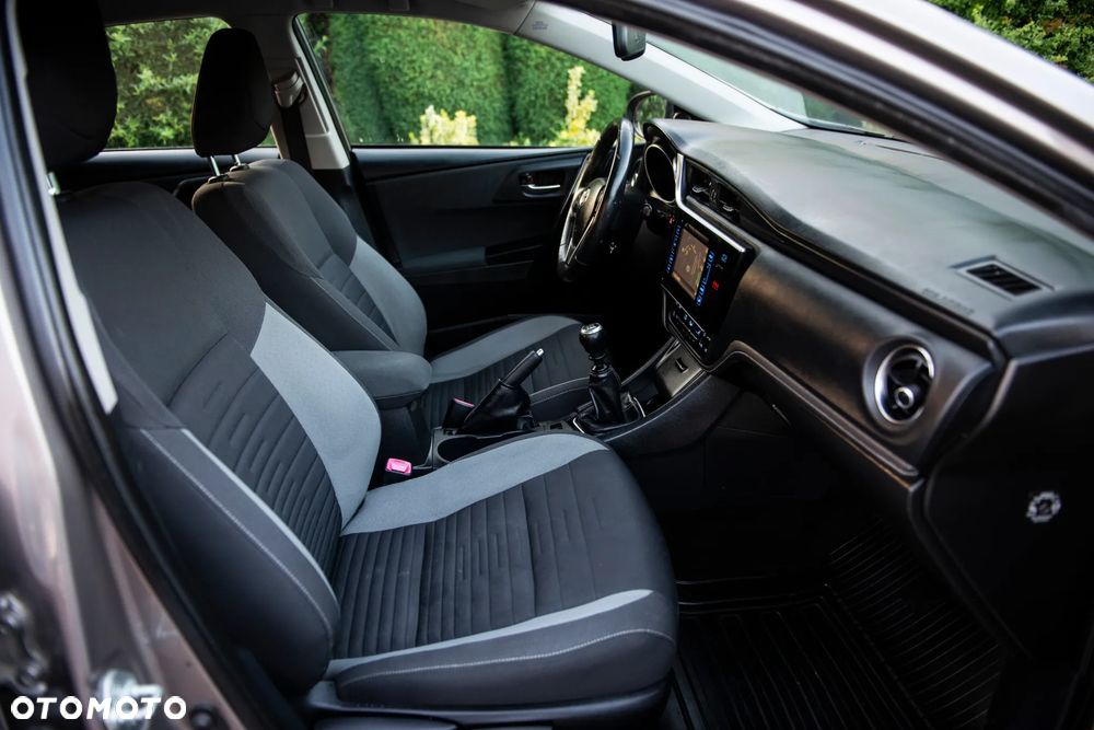 Toyota Auris 1.2 Turbo Comfort - 35