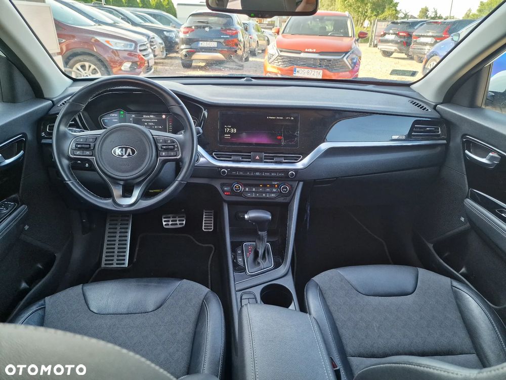 Kia Niro 1.6 GDI Hybrid Business Line - 20