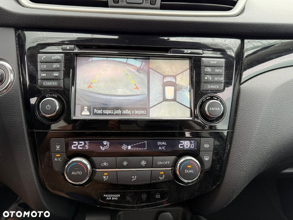 Nissan Qashqai 1.6 dCi Xtronic TEKNA - 22