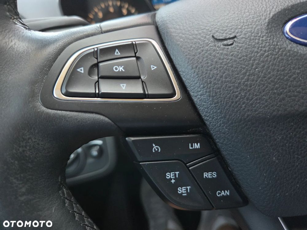 Ford Kuga 1.5 EcoBoost 2x4 Business Edition - 28