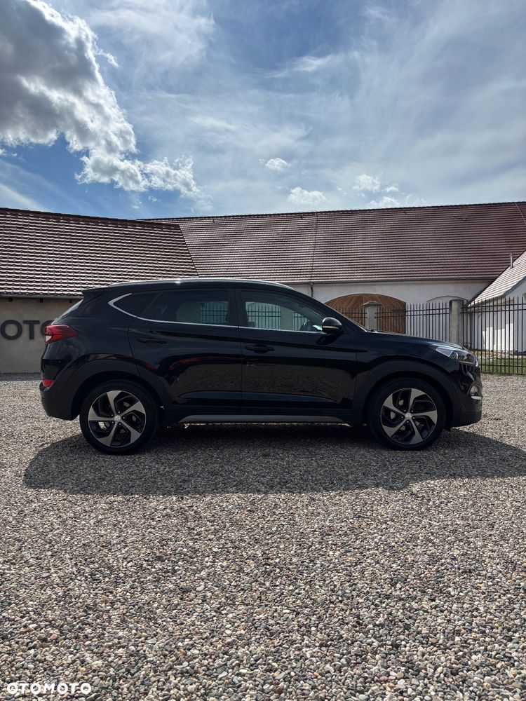 Hyundai Tucson 2.0 CRDI BlueDrive Style 2WD - 6