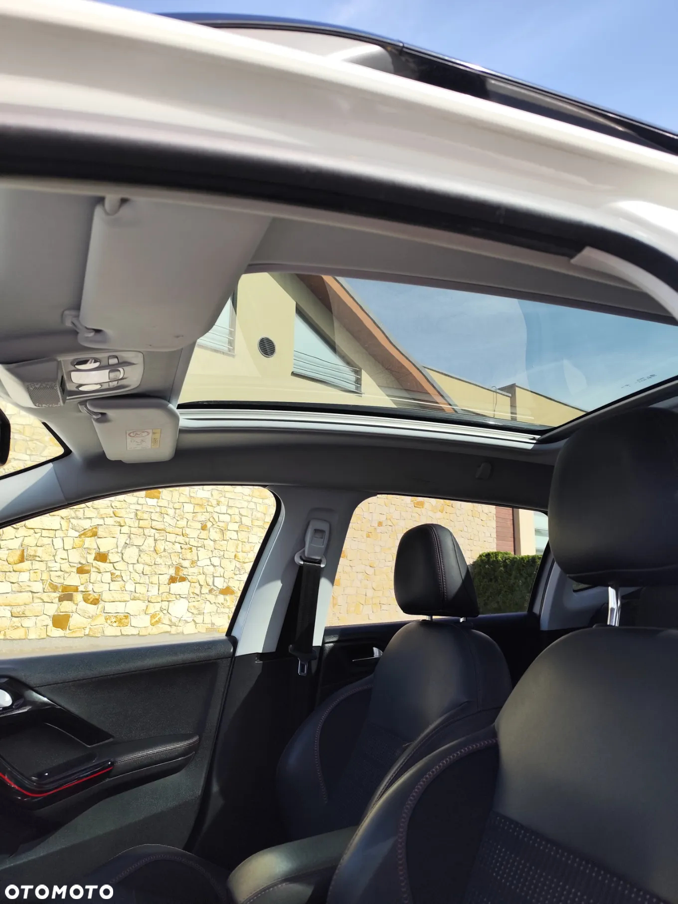 Peugeot 2008 - 28