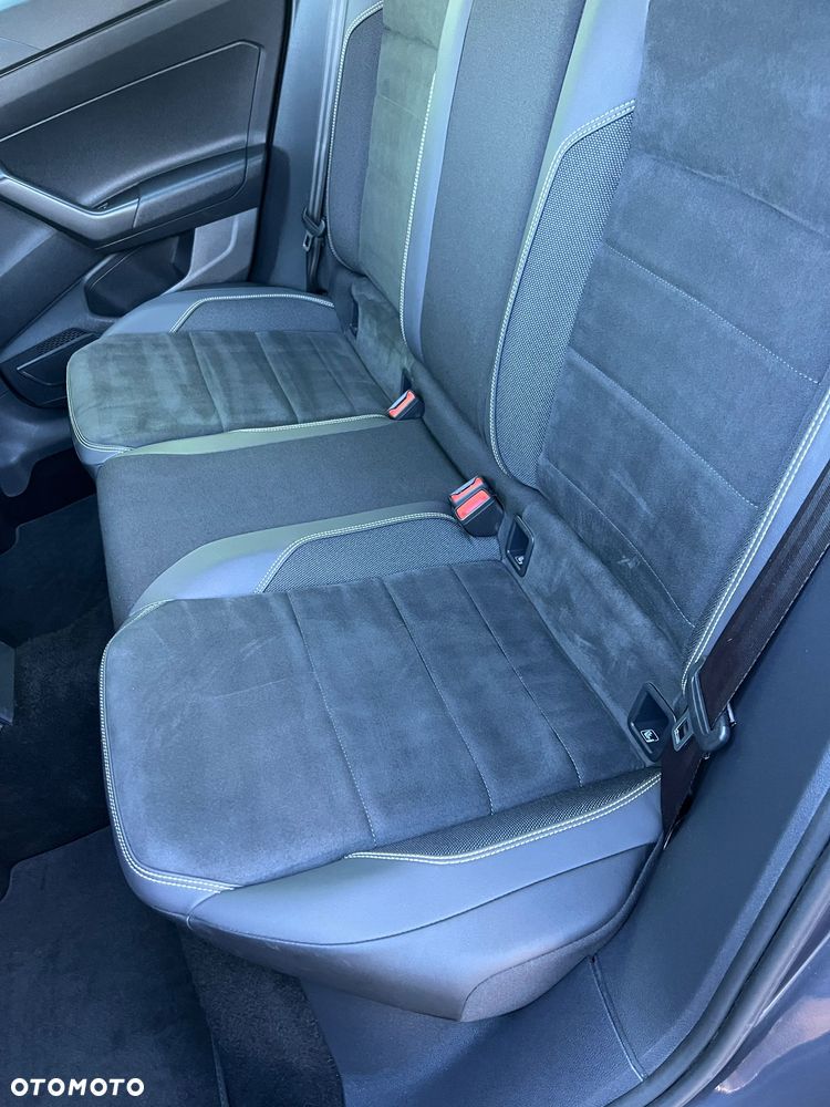 Volkswagen Polo - 11