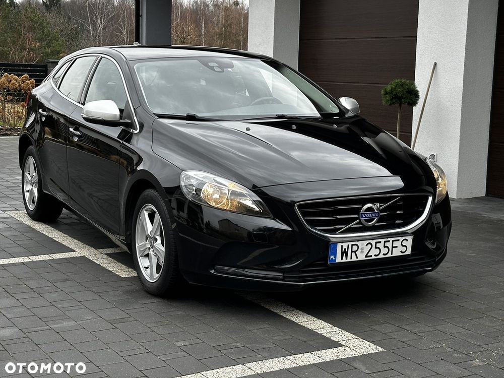 Volvo V40 D2 Drive-E Momentum - 11