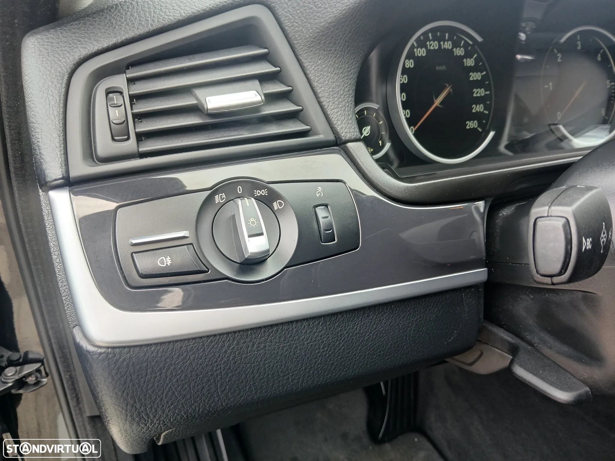 BMW 520 d Auto - 36
