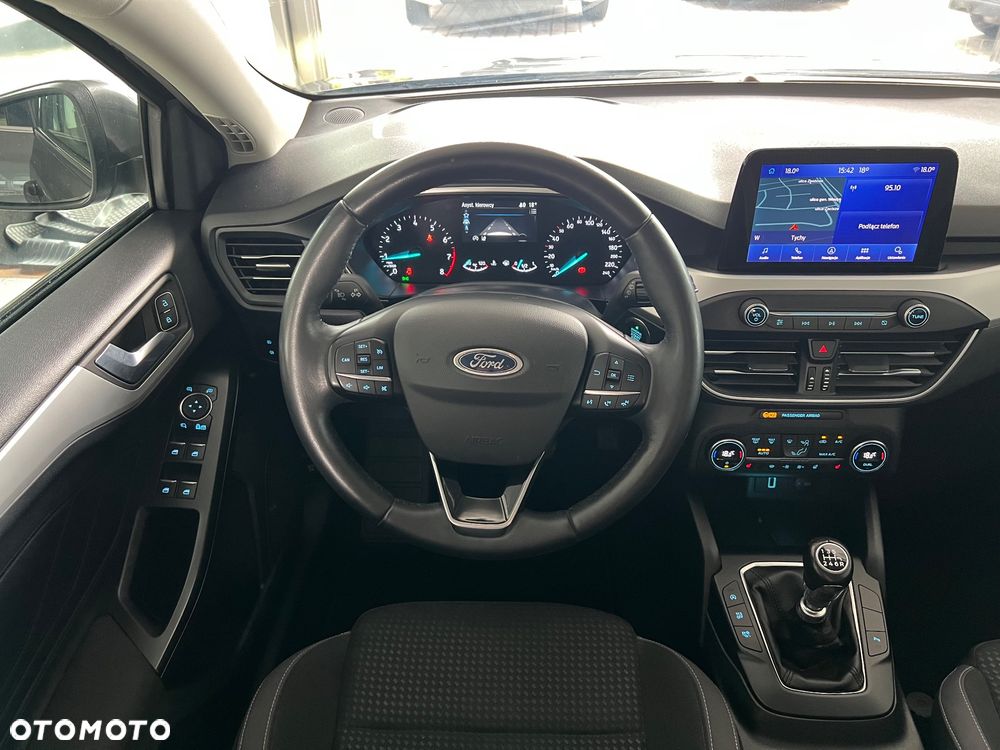 Ford Focus 1.0 EcoBoost mHEV Titanium - 35