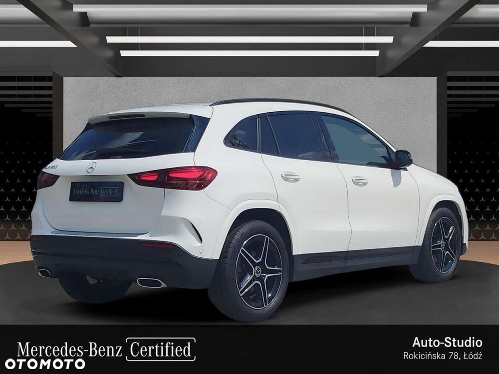 Mercedes-Benz GLA - 7