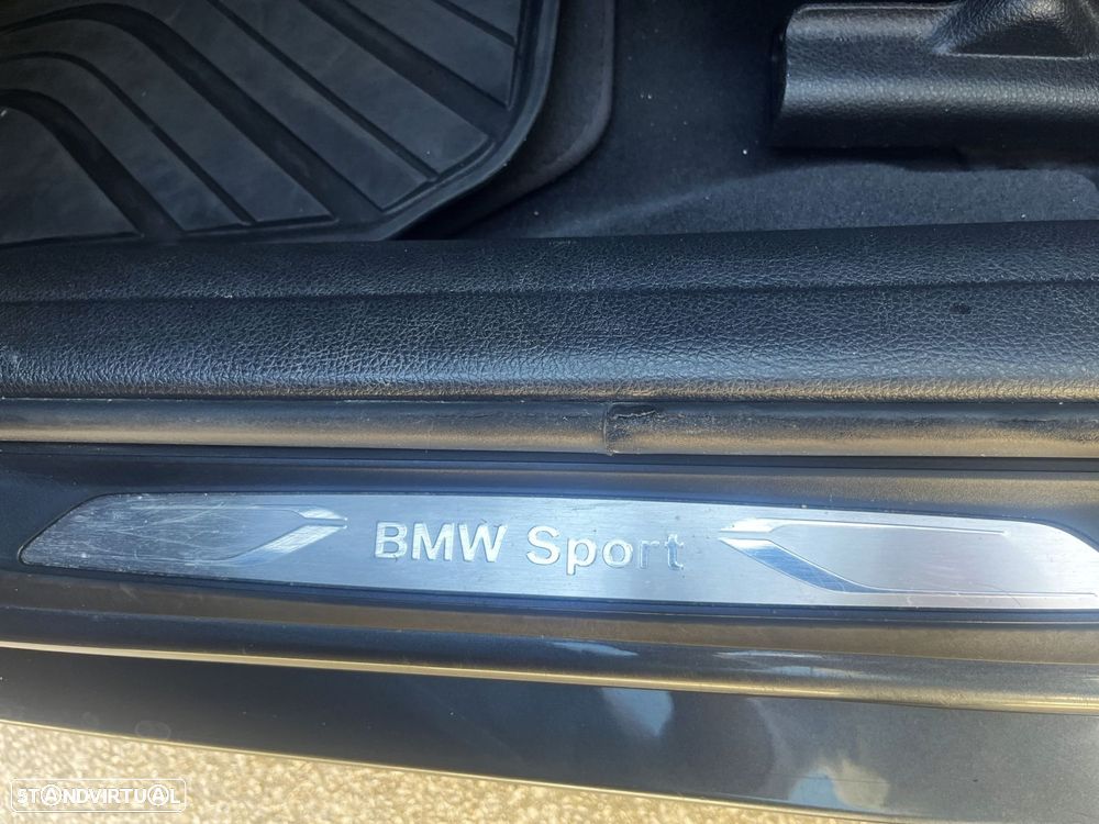 BMW 320 d Line Sport - 21
