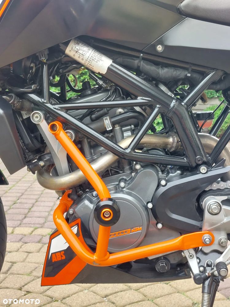 KTM Duke 125 - 17
