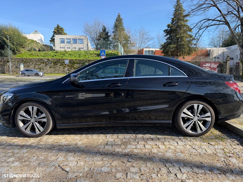 Mercedes-Benz CLA 180 - 4
