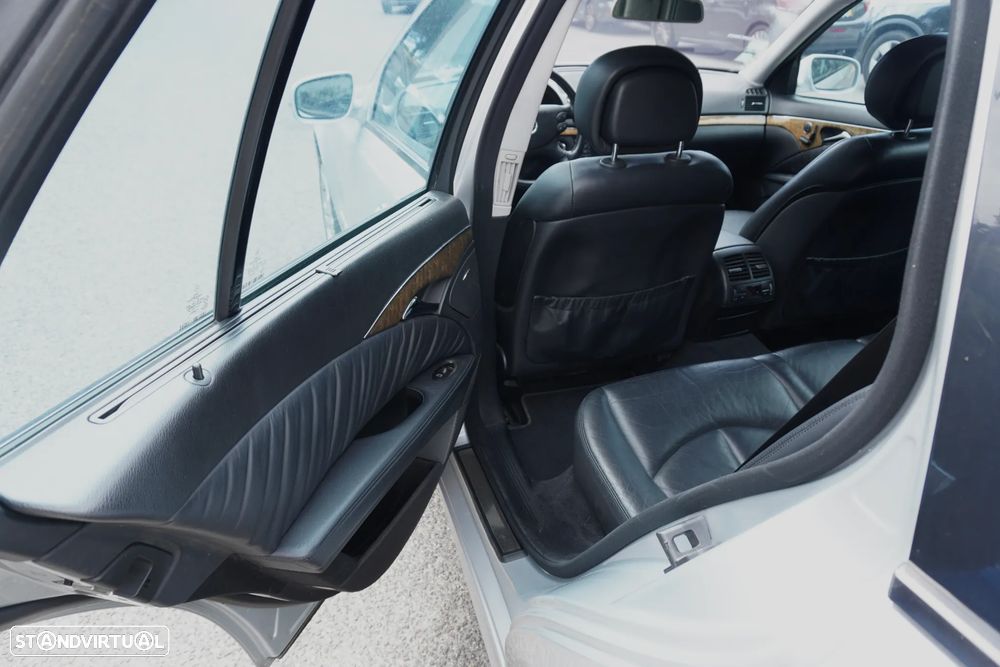 Mercedes-Benz E 320 CDi Avantgarde - 26